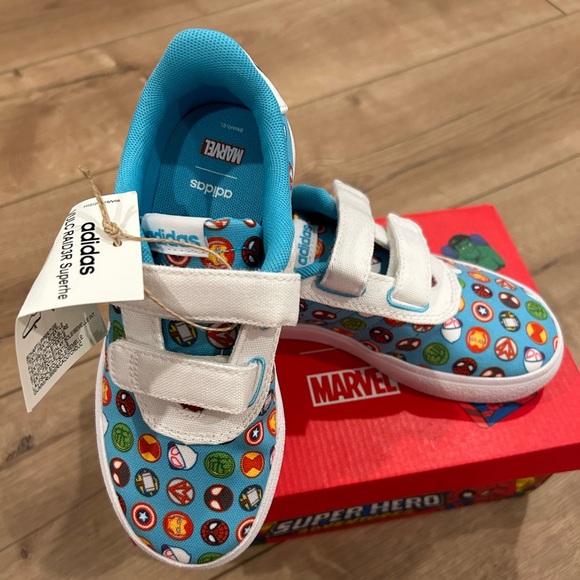 Adidas X Marvel Superhero sneakers - never worn - size 12K - Picture 1 of 9